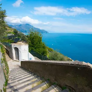 Orleans 3* Amalfi